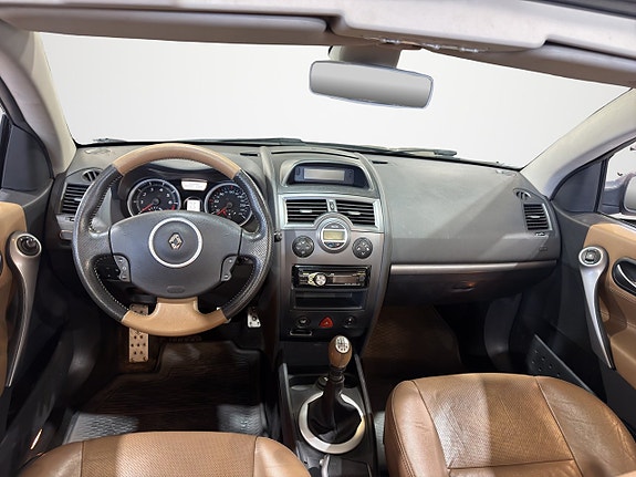Renault Megane 13 of 21