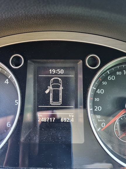 Volkswagen Passat Alltrack 4 of 5