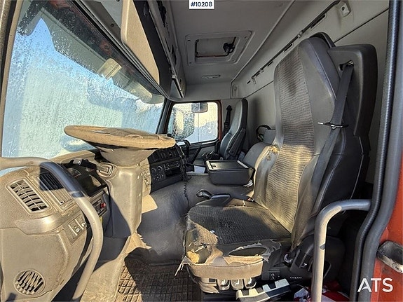 Volvo FM9 4X2 Flakbil med bakgavellyft (80,000:- ex moms) 20 of 24
