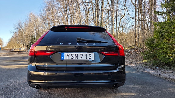 Volvo V90 4 of 5