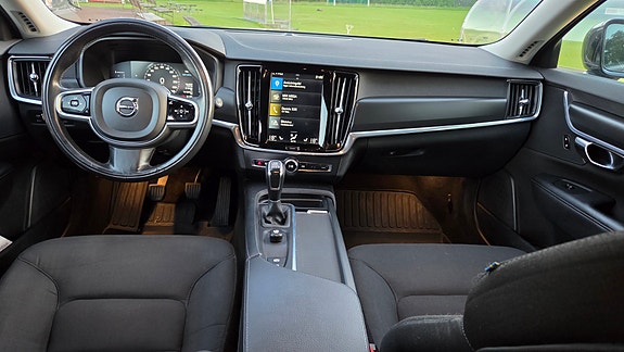 Volvo V90 9 of 12