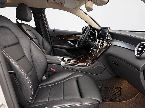 Mercedes-Benz GLC 220 d 19 of 27