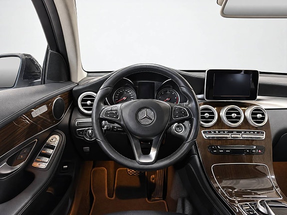 Mercedes-Benz GLC 220 d 12 of 27