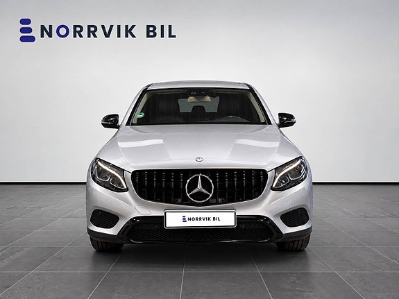 Mercedes-Benz GLC 220 d 2 of 27