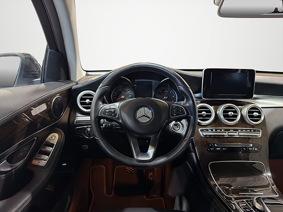 Mercedes-Benz GLC220 d 12 of 27