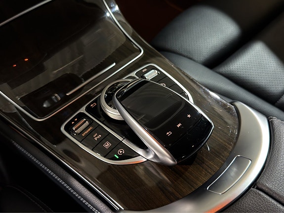 Mercedes-Benz GLC220 d 15 of 27