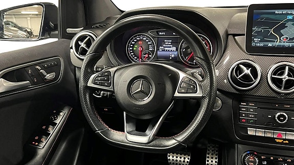 Mercedes-Benz B200 d 9 of 24