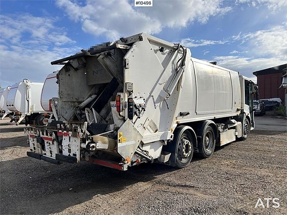 MERCEDES BENZ Econic Sopbil med baklastare (195,000:- ex mom 6 of 24