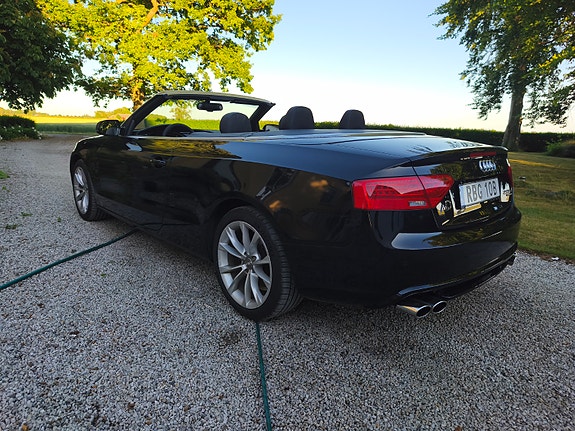 Audi Cabriolet 3 of 5