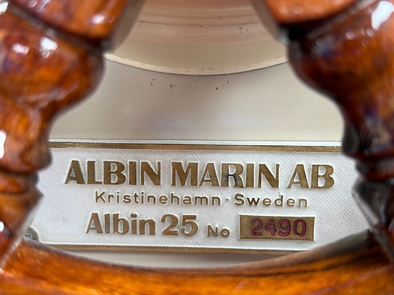 Albin 25 De luxe med nyare motor (4-5 sovplatser) 6 of 25