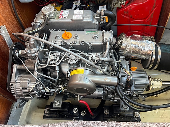 Albin 25 De luxe med nyare motor (4-5 sovplatser) 21 of 25