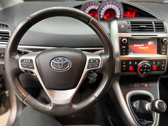 Toyota Verso 11 of 18