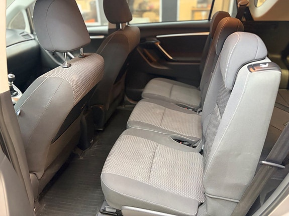 Toyota Verso 16 of 18