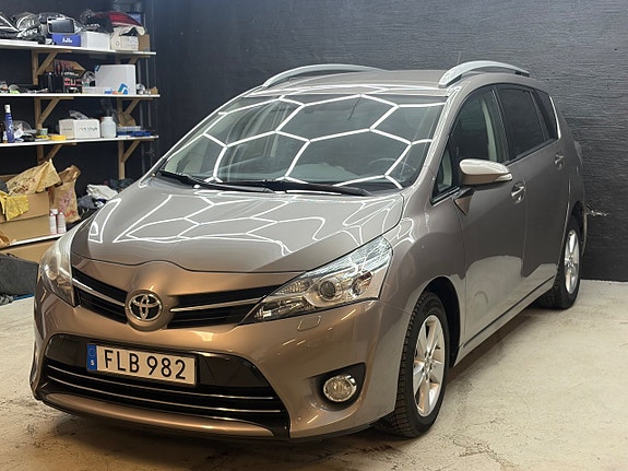 Toyota Verso 6 of 18