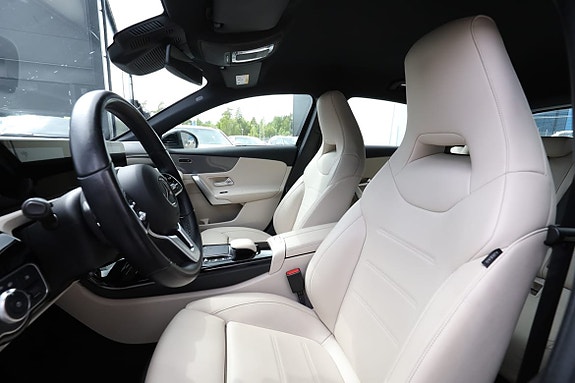 Mercedes-Benz A200 11 of 30