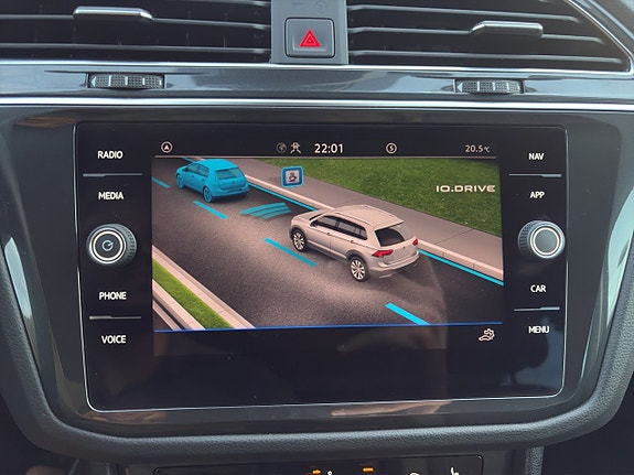 Volkswagen Tiguan 16 of 16