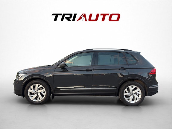 Volkswagen Tiguan 3 of 16