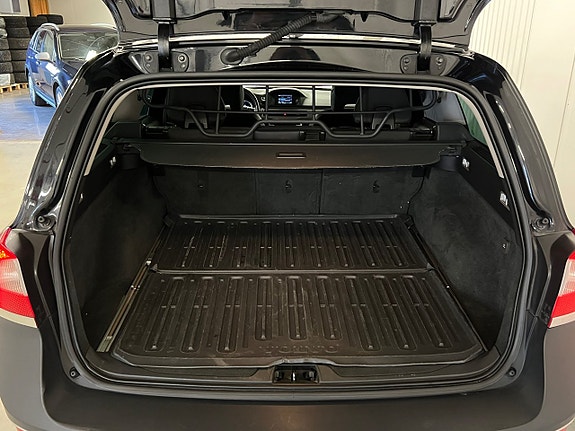 Volvo XC70 19 of 19