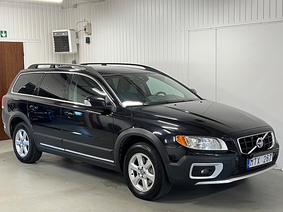 Volvo XC70 4 of 19