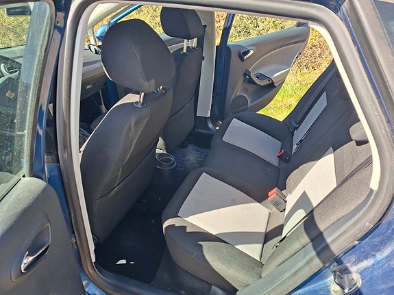 Seat Ibiza 5 of 5