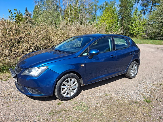 Seat Ibiza 2 of 5