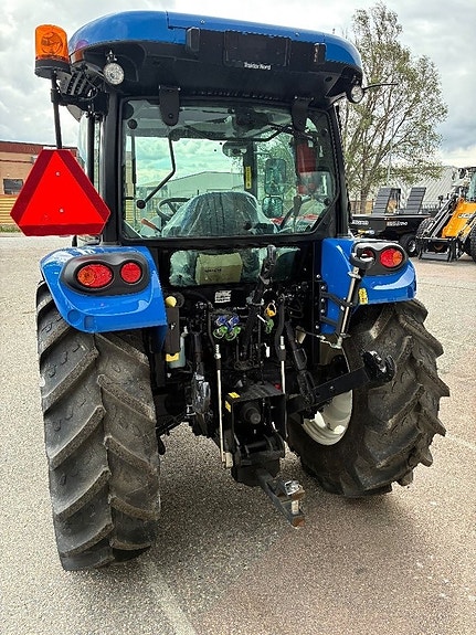 New Holland T4.75S AC, Quicke X2S omg.lev! 4 of 5