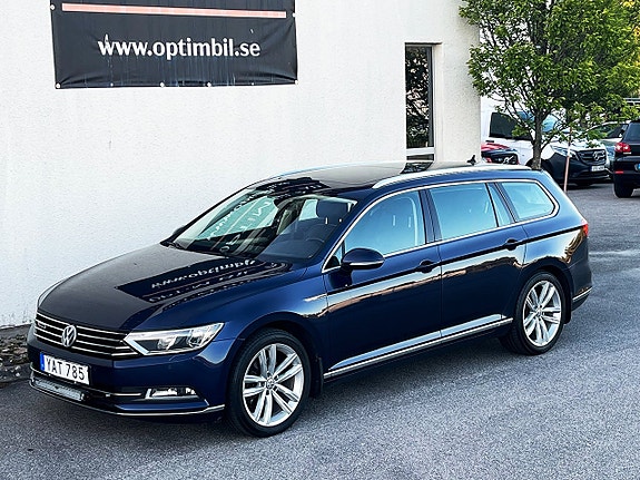 Volkswagen Passat 2 of 5