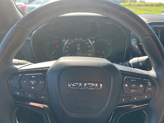 Isuzu D-max 18 of 18