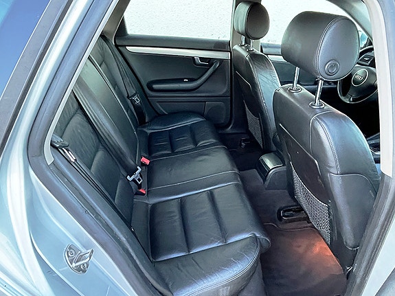 Audi A4 11 of 11