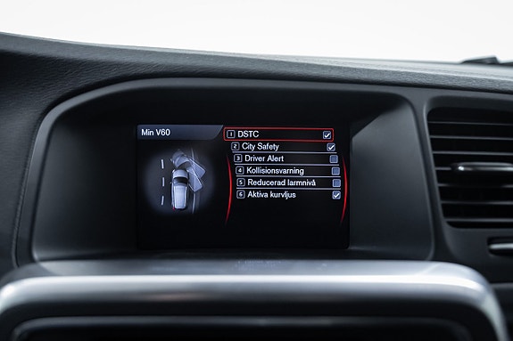 Volvo V60 21 of 28