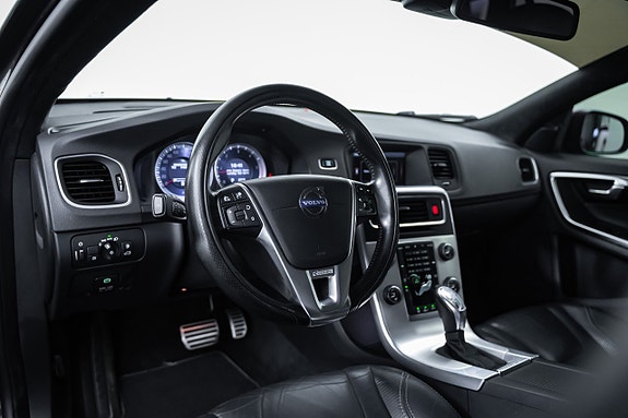 Volvo V60 17 of 28