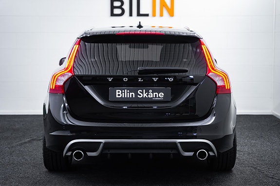 Volvo V60 14 of 28