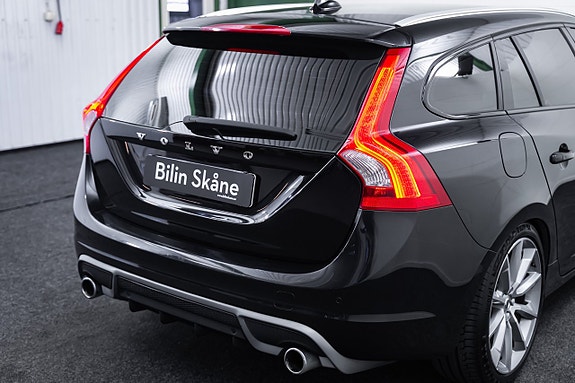 Volvo V60 16 of 28