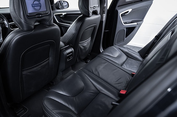 Volvo V60 26 of 28