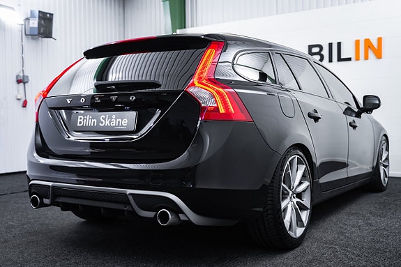 Volvo V60 15 of 28
