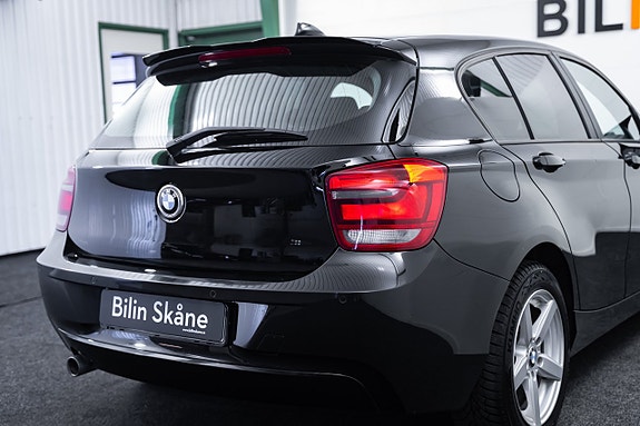 BMW 118d 8 of 15