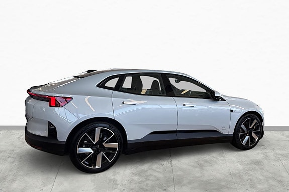 Polestar 4 4 of 30