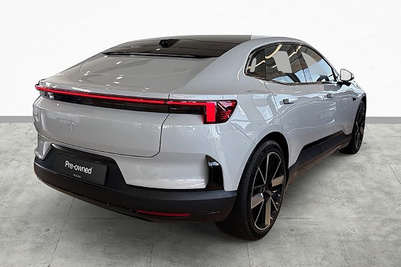Polestar 4 9 of 30
