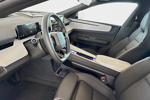 Polestar 4 11 of 30