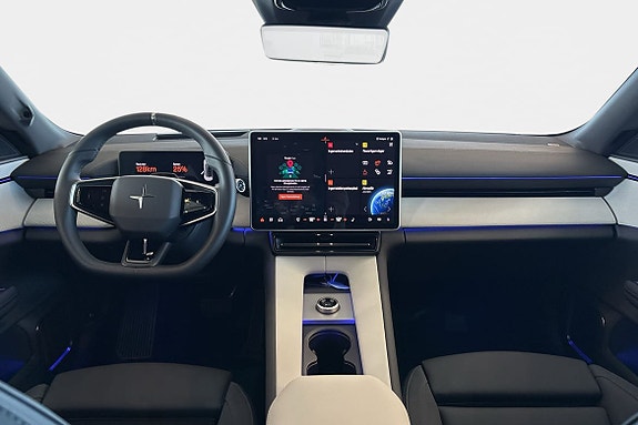 Polestar 4 13 of 30