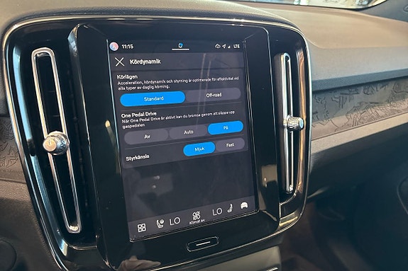 Volvo XC40 29 of 30