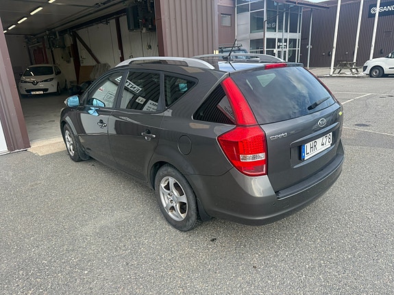 Kia Ceed 5 of 5