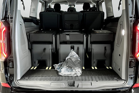 Ford Custom Tourneo 7 of 7
