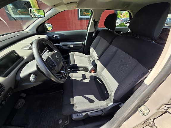 Citroen C4 Cactus 6 of 7