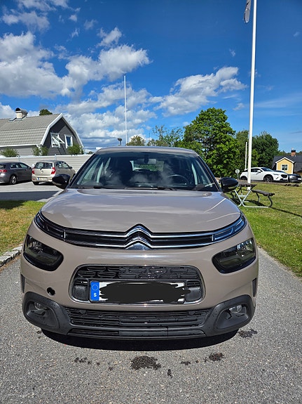 Citroen C4 Cactus 2 of 5