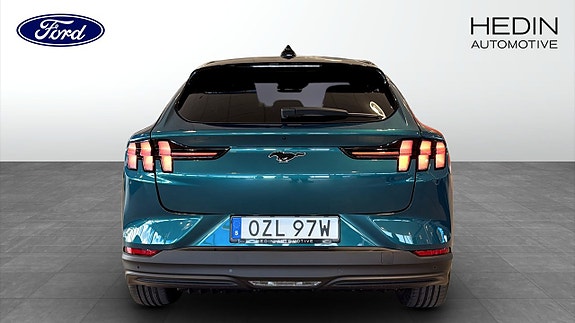 Ford Mustang Mach-E 7 of 21