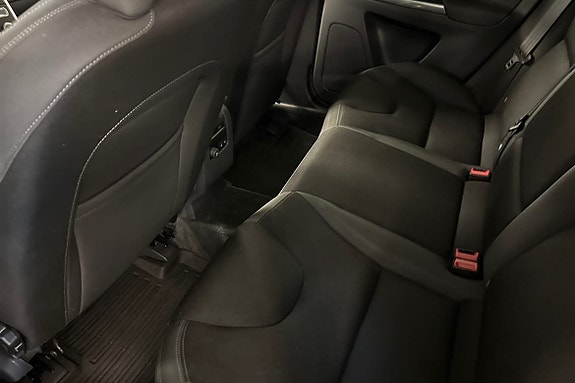 Volvo XC60 12 of 18