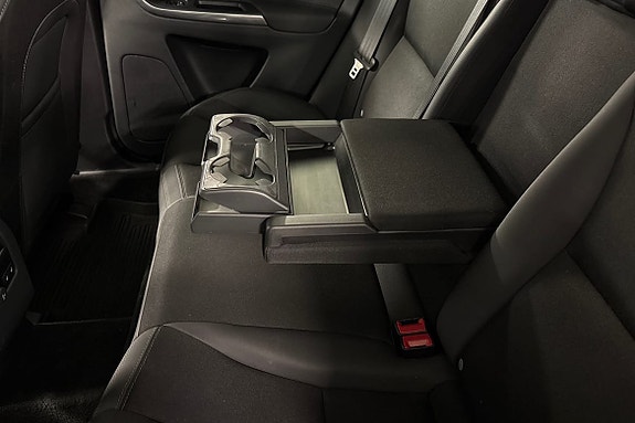 Volvo XC60 15 of 18