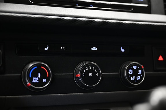 Volkswagen Transporter 23 of 30