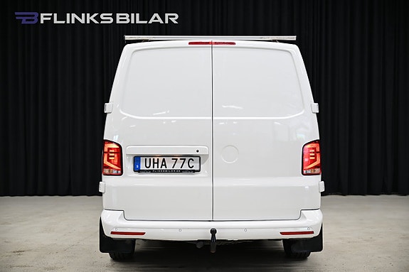 Volkswagen Transporter 12 of 30